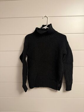 lululemon athletica Charcoal Knit Turtleneck Sweater